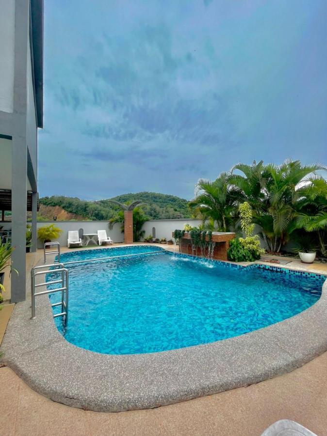 Norshah Village Resort Pantai Cenang (Langkawi) Exterior foto